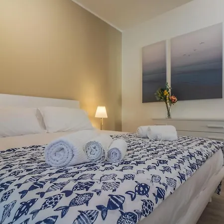 Casa Vera Tra Storia, Mare E Comodita Apartamento *