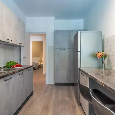 Casa Vera Tra Storia, Mare E Comodita Apartamento