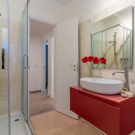 Apartamento Casa Vera Tra Storia, Mare E Comodita