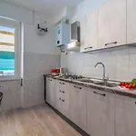 Apartament Casa Vera Tra Storia, Mare E Comodita